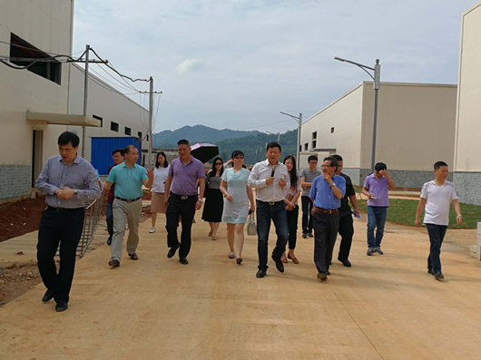 我院課題組赴漣源市開展《婁底資源型城市轉(zhuǎn)型升級，深化供給側(cè)結(jié)構(gòu)性改革》課題調(diào)研