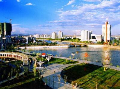 庫(kù)爾勒開發(fā)區(qū)借外腦著力推進(jìn)轉(zhuǎn)型升級(jí)