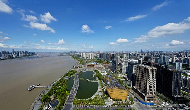 杭州高新區(qū)：三年引進十萬人才 做強核心產業(yè)鏈